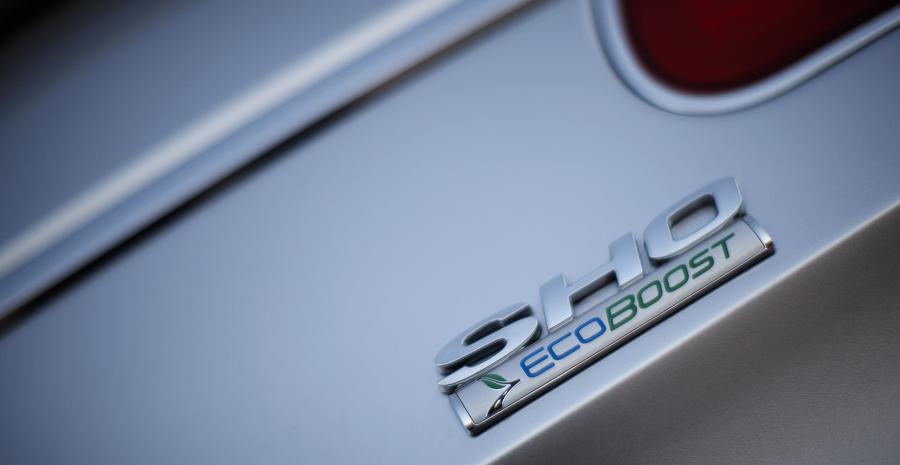  Ford Taurus SHO 2010 года  (фото 234 из 248)